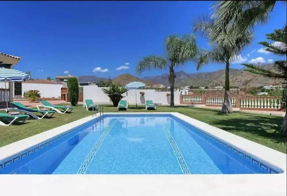 Villa Pastora Nerja 0*,  Spain